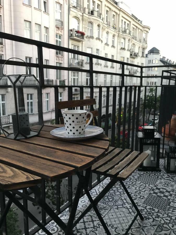 Warszawa Hoza Leilighet Eksteriør bilde